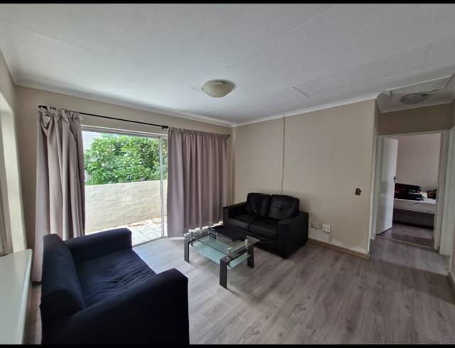2 BEDROOM APARTMENT TO LET IN SANDOWN
